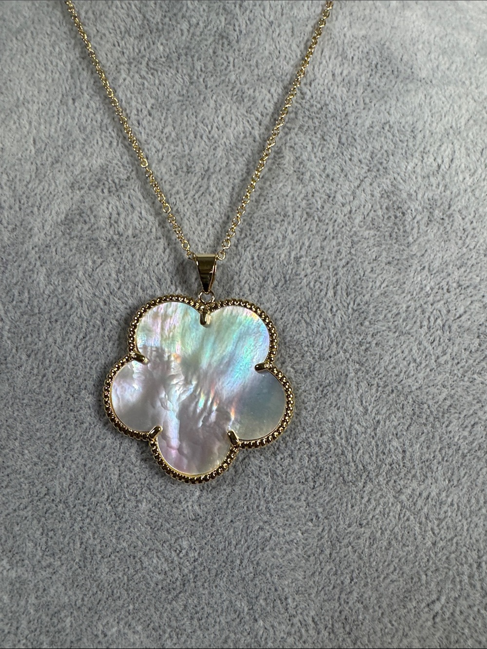 Gold-Tone Iridescent Mother-of-Pearl Clover Pendant Necklace - Picture 2 of 4